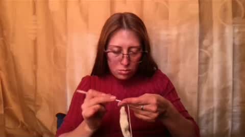 Snapshot of little_devil_diablita90 chatting on May 27, 8:39 pm Diablita online show from May 27, 8:39 pm
