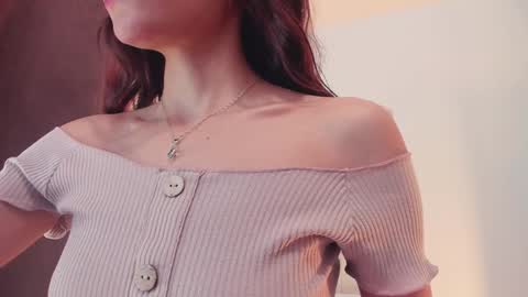 Help me reach 100 likes online show from January 25, 7:18 pm