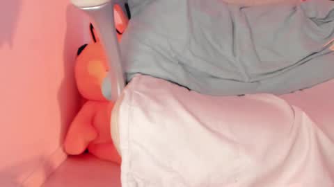 Help me reach 100 likes online show from February 9, 10:11 pm