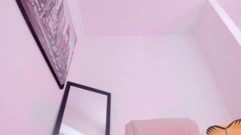 Help me reach 100 likes online show from February 22, 10:20 pm