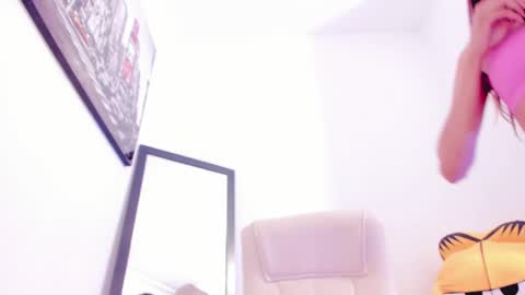 Help me reach 100 likes online show from March 10, 10:24 pm