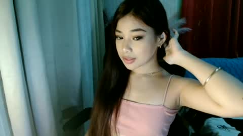 Snapshot of little_jessica17 chatting on June 30, 1:45 pm JELYAN online show from June 30, 1:45 pm