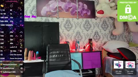 Letti online show from December 8, 9:35 am