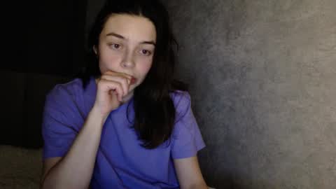 Mia   Im online every day 1530 PM in New York  2030 PM in London online show from March 28, 9:25 pm