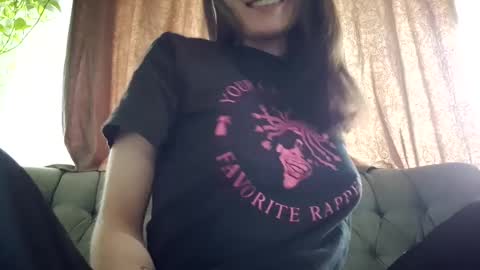 Snapshot of little_missness chatting on March 12, 7:38 pm little_missness online show from March 12, 7:38 pm