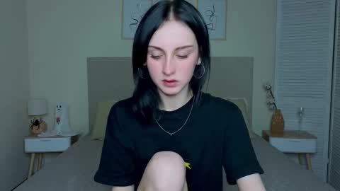 little_mollee online show from November 11, 9:48 pm