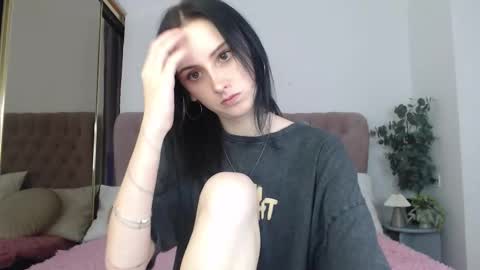 little_mollee online show from November 26, 10:27 am