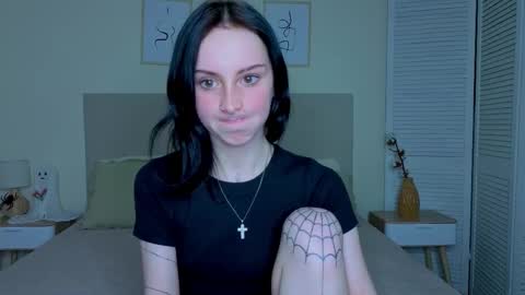 little_mollee online show from December 13, 10:26 pm