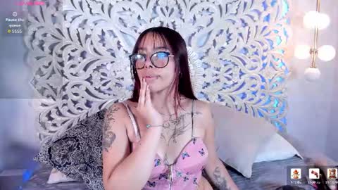 Snapshot of little_natty_ chatting on July 18, 6:23 pm Natty online show from July 18, 6:23 pm