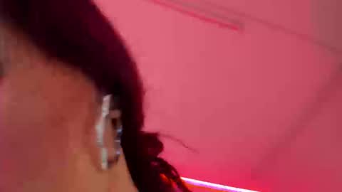 Little Nauughty2 online show from September 22, 1:46 pm