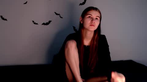 Alice.. online show from October 18, 11:44 am