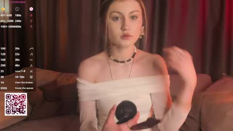 Kiki online show from May 30, 8:55 am