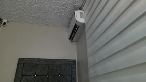 alex online show from December 13, 9:42 pm