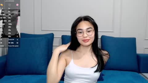 Snapshot of little_v1rgin_angel chatting on March 2, 5:14 pm Kwan online show from March 2, 5:14 pm