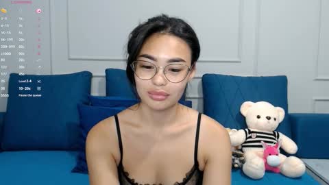 Snapshot of little_v1rgin_angel chatting on September 24, 1:25 pm Kwan online show from September 24, 1:25 pm