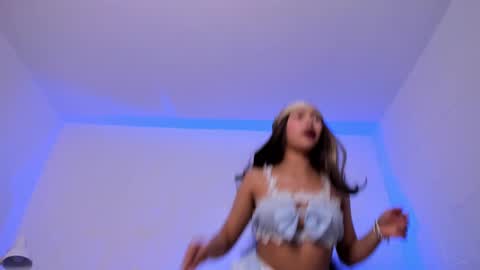 Xiom online show from September 12, 1:17 am