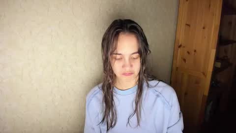 littleashleyy online show from December 3, 9:35 pm