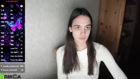 littleashleyy online show from January 7, 6:43 pm