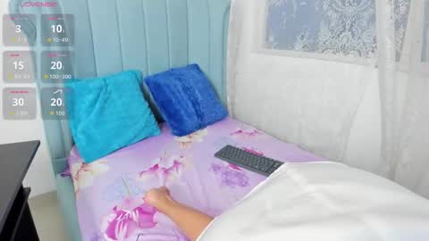   online show from November 27, 1:18 am