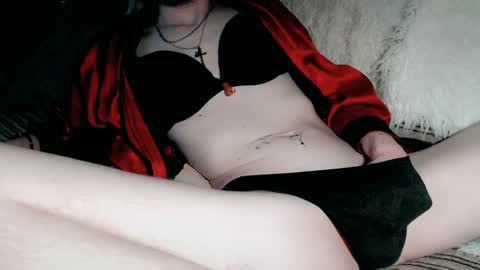 Malej Kmo online show from February 9, 5:50 am