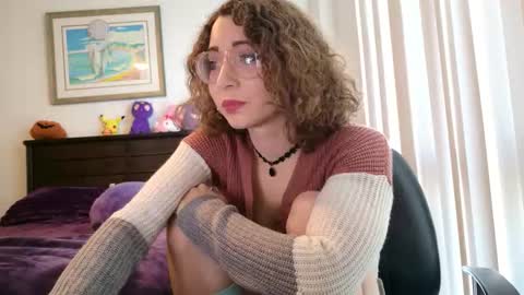 littledeathtrap online show from December 5, 6:37 pm