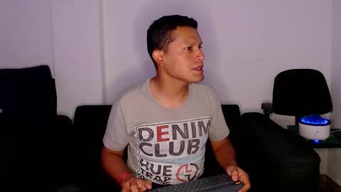 Manu online show from January 7, 2:25 am