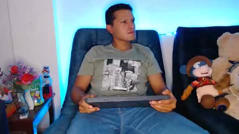 Manu online show from April 23, 3:30 am