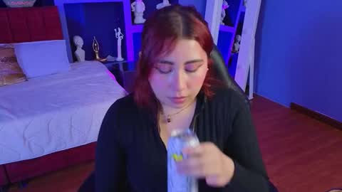 Angel  online show from March 3, 7:09 pm