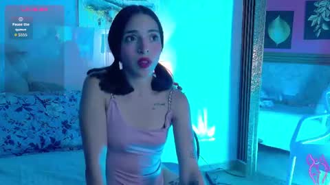 Snapshot of littleeaprill chatting on July 8, 8:24 pm April online show from July 8, 8:24 pm