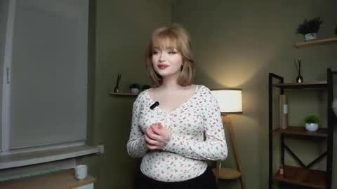 Christie online show from February 19, 7:59 am