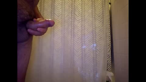 littleguyy888 online show from September 18, 11:56 am