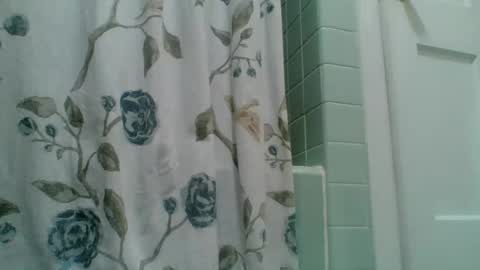 Snapshot of littlejay4773 chatting on June 14, 9:33 am littlejay littlejay online show from June 14, 9:33 am
