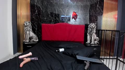 Snapshot of littlekloe_ chatting on January 19, 10:17 pm Litllekloe online show from January 19, 10:17 pm