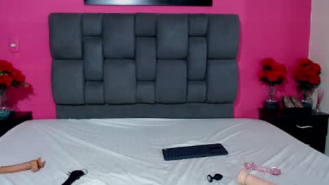 Snapshot of littlekloe_ chatting on January 30, 11:02 pm Litllekloe online show from January 30, 11:02 pm