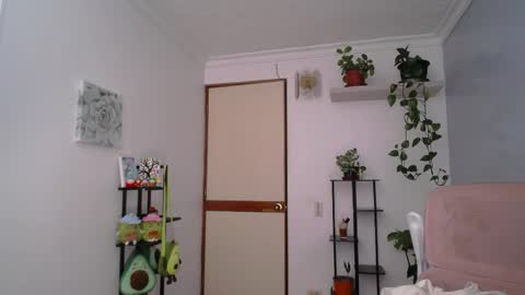 Laksmi online show from April 17, 10:02 pm