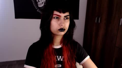 Snapshot of littleluciferrr chatting on January 14, 10:03 pm Lucifer online show from January 14, 10:03 pm