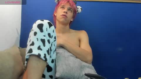 littlement23cm online show from May 30, 3:58 am