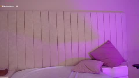 im olivia IG littleolivia01 online show from October 10, 2:38 pm