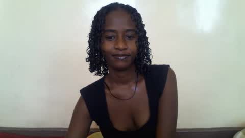 littlesandie online show from January 6, 7:31 am