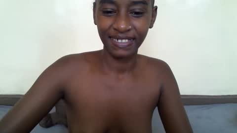 littlesandie online show from January 10, 5:15 am