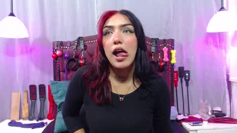 littlesophie_dbs online show from March 18, 9:51 pm