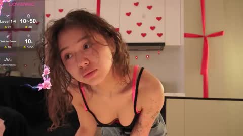 Ayumi or Yumi online show from March 11, 3:01 am