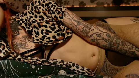 Niki  free tg channel with some photos gifs and info about streams  online show from February 3, 8:57 pm