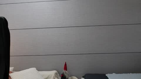 Snapshot of littlestellaspark chatting on February 26, 11:42 am littlestellaspark online show from February 26, 11:42 am