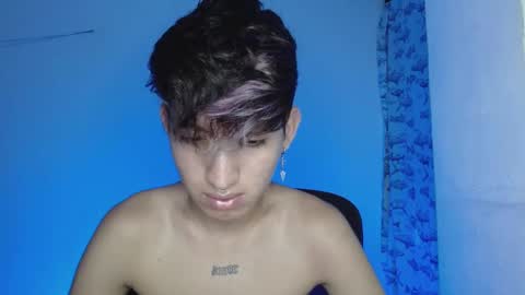 Snapshot of littlextrem chatting on March 2, 9:53 am Eros online show from March 2, 9:53 am