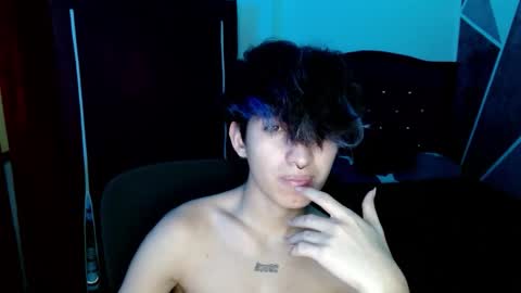 Snapshot of littlextrem chatting on October 9, 2:53 am Eros online show from October 9, 2:53 am