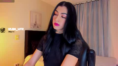 Snapshot of litz_81 chatting on October 14, 6:03 am litz_81 online show from October 14, 6:03 am