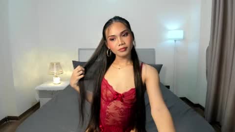 litzy_perez online show from June 6, 9:08 pm