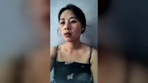 Liu-liu online show from July 13, 3:53 am