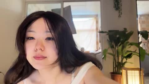 nana online show from November 14, 1:48 am